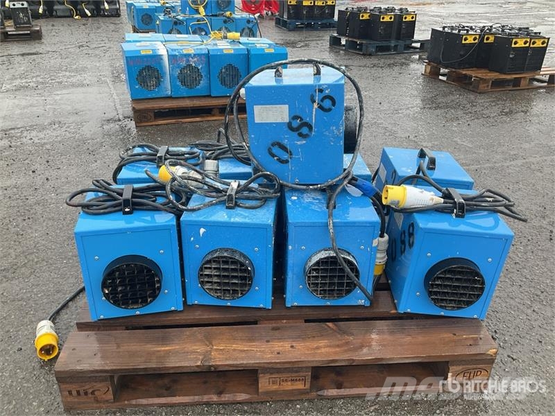  Quantity of (9) Andrew Sykes DE25 Space Heater معدات التسخين والإذابة
