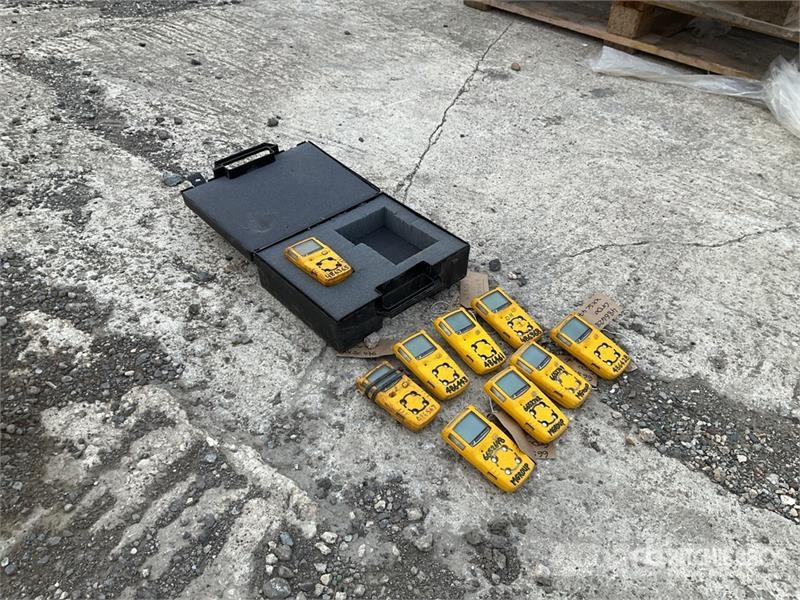 Quantity of (9) Gas Detectors Other components