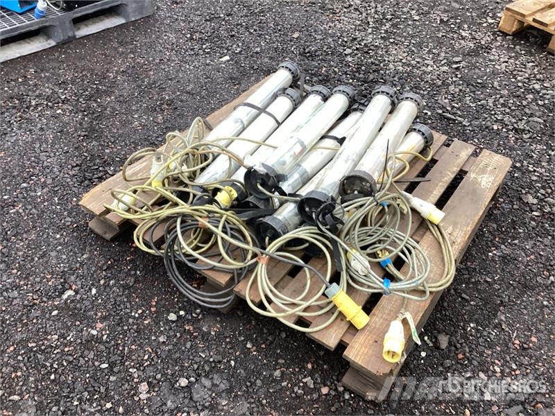 Quantity of (9) Work Lights Építőipar - Egyebek