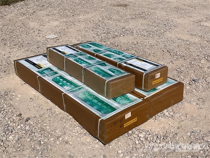 Quantity of Boxes of LEAPtools LT0306GH (QTY OF 2 Otros componentes