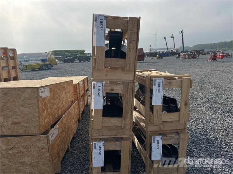  Quantity of CNH Spare Parts (Unused) مكونات أخرى