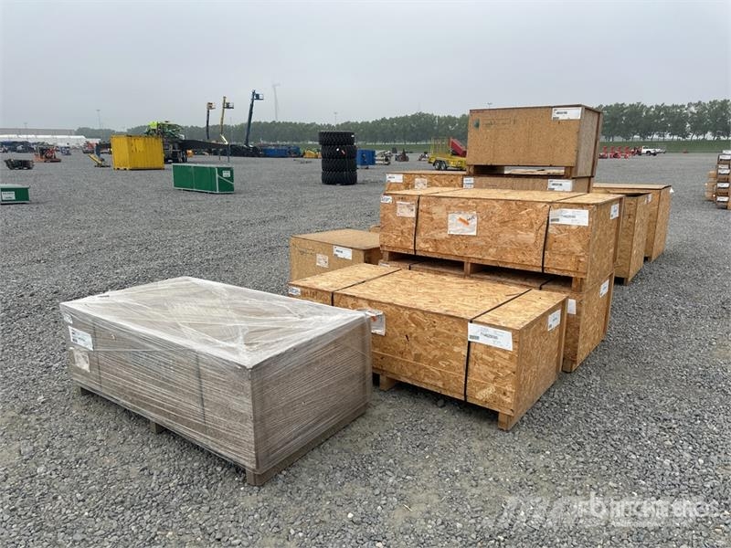  Quantity of CNH Spare Parts (Unused) مكونات أخرى