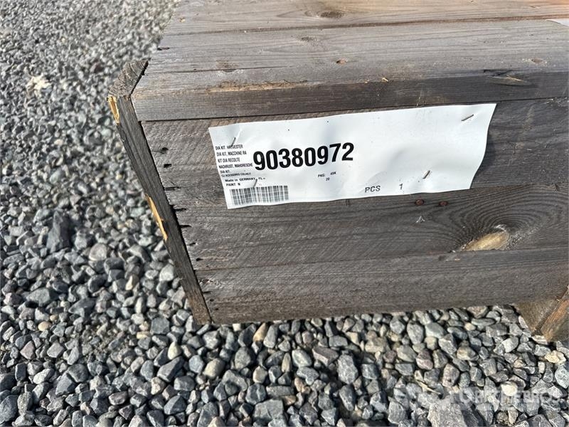  Quantity of CNH Spare Parts (Unused) مكونات أخرى
