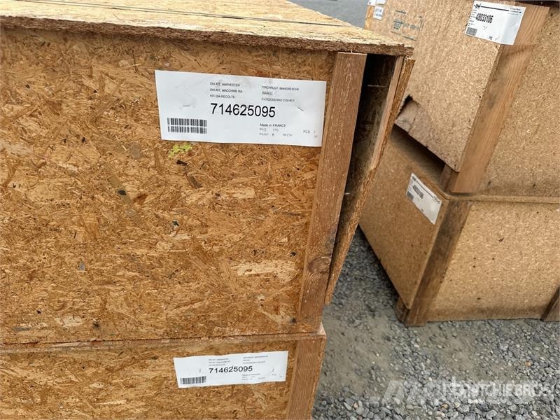  Quantity of CNH Spare Parts (Unused) مكونات أخرى