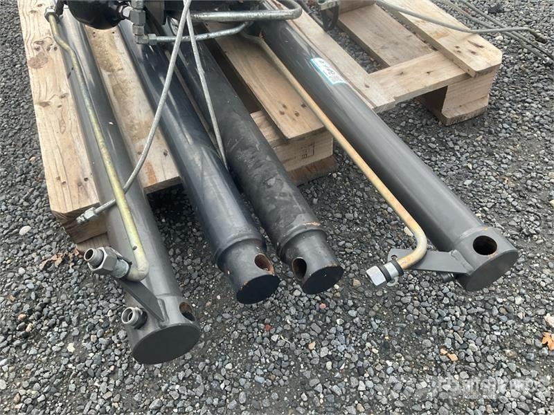  Quantity of Combine Lifting Cylinders with Hydraul مكونات أخرى