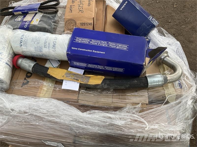 Quantity of Pallet of Misc Parts Other components