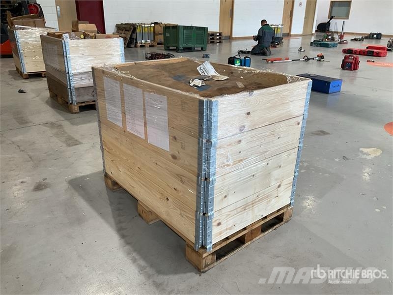  Quantity of Pallet of parts (Unused) مكونات أخرى