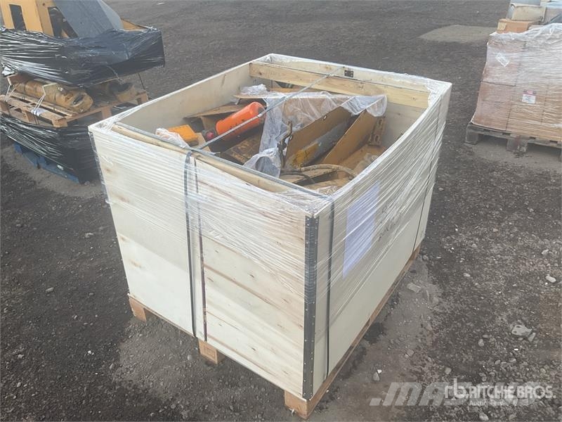 Quantity of Pallet of Misc Parts Other components
