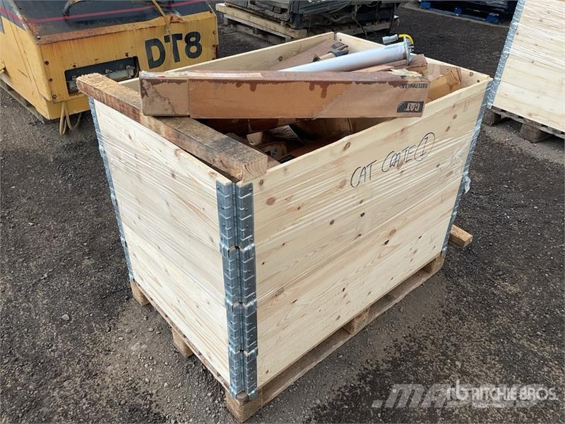 Quantity of Pallet of Misc Parts Other components