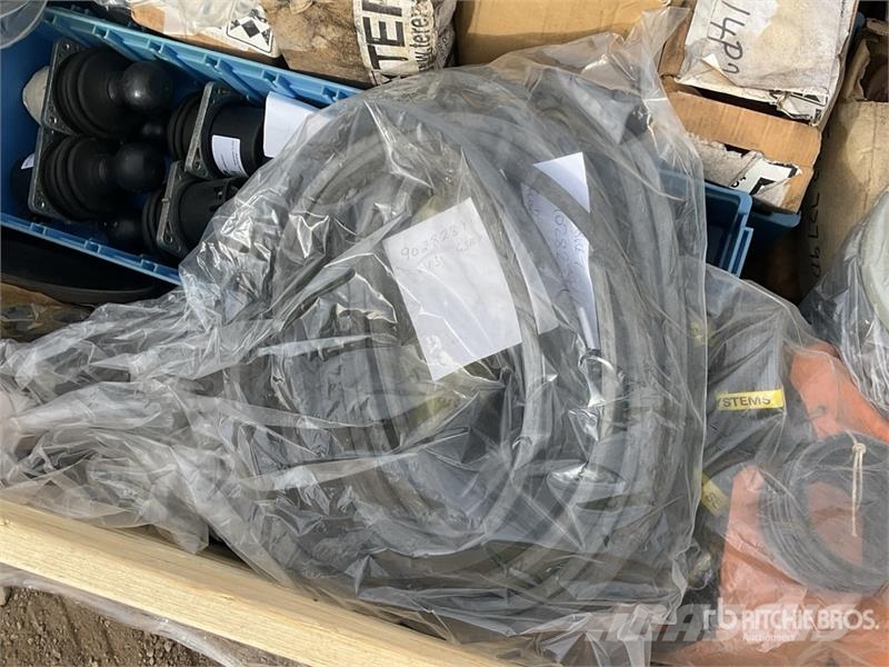 Quantity of Pallet of Misc Parts Other components