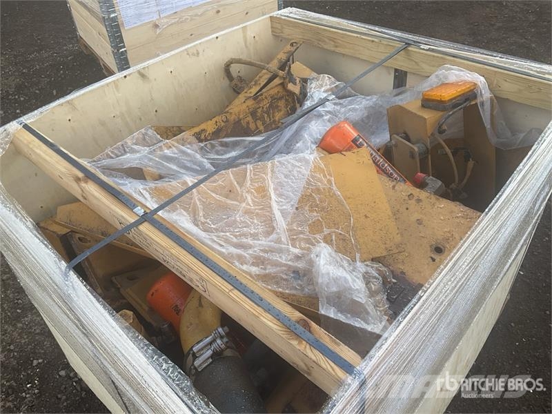 Quantity of Pallet of Misc Parts Other components