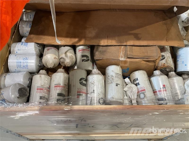  Quantity of Pallet of parts (Unused) مكونات أخرى