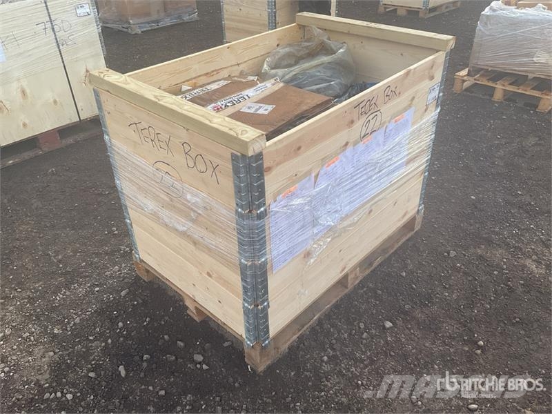 Quantity of Pallet of Misc Parts Other components