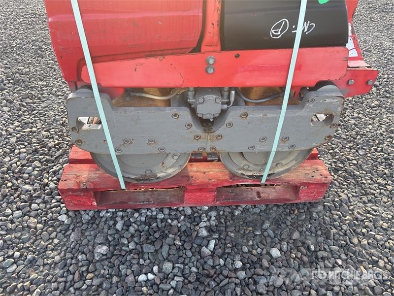  Quantity of Rental Equipment Smooth Drum Compactor Trilrolwalsen