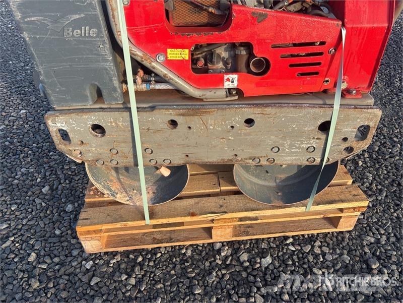  Quantity of Rental Equipment Smooth Drum Compactor Trilrolwalsen