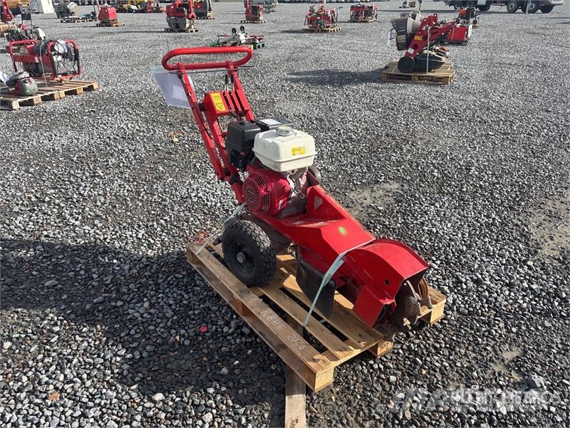 Quantity Of Rental Equipment Milling Machine (Inop Bouw - Overige