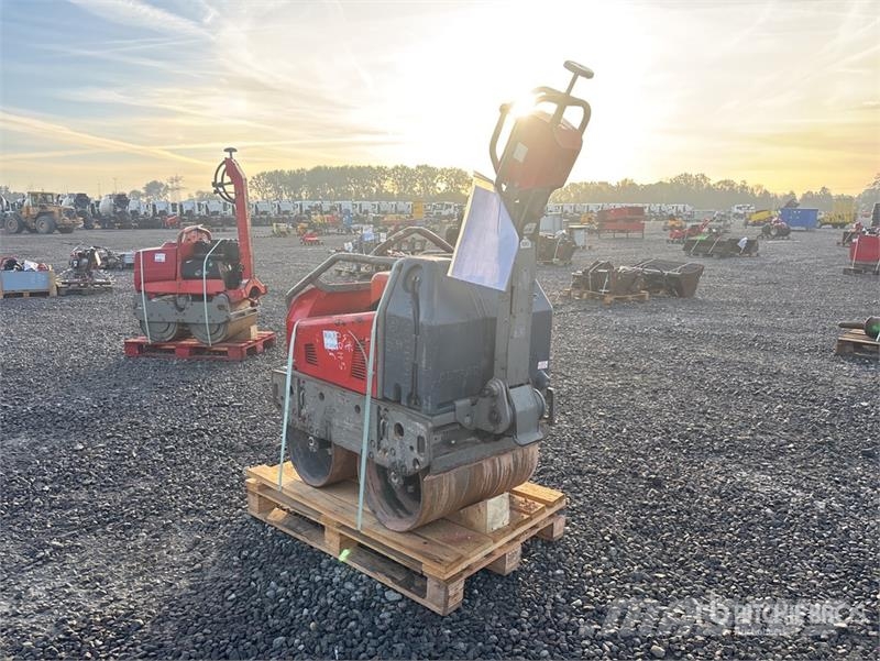  Quantity of Rental Equipment Smooth Drum Compactor Trilrolwalsen