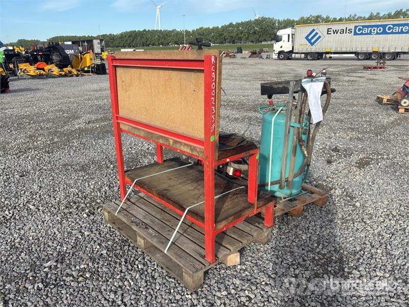  Quantity of Rental Equipment Andere Zubehörteile