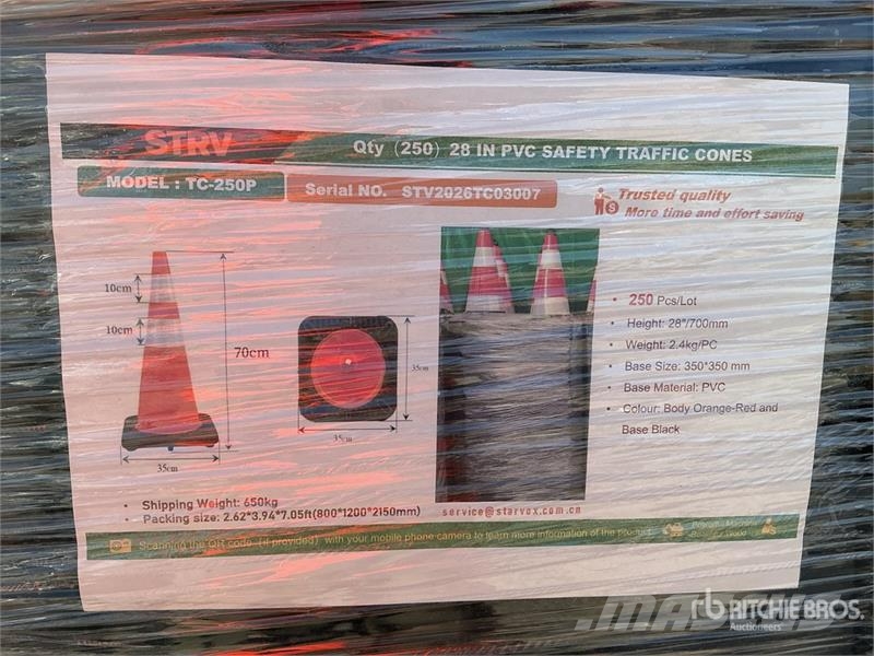 Quantity of STARVOX TC-250P Traffic Cones (Unused 鋪管推土機