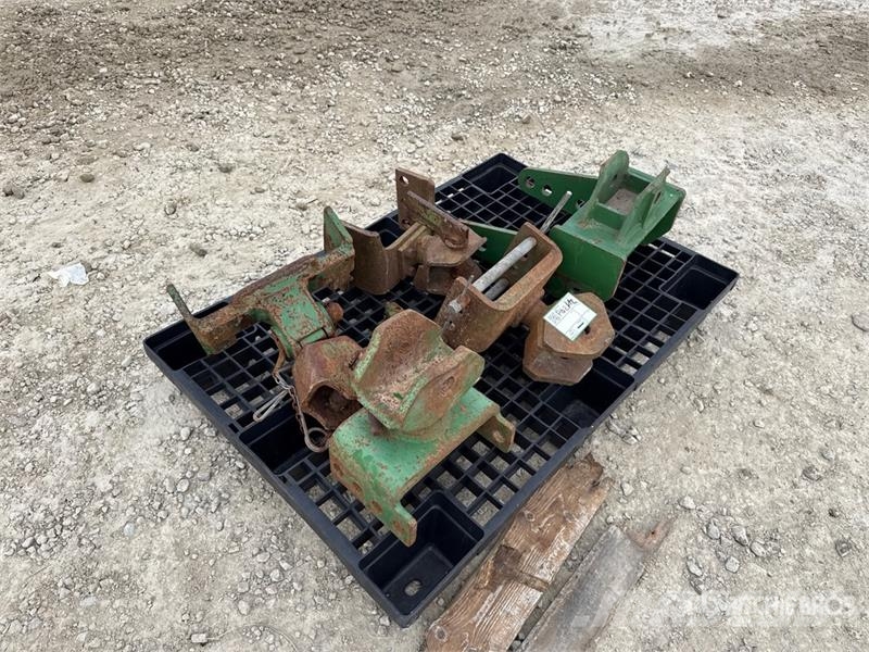  Quantity of Tractor Hitch مكونات أخرى