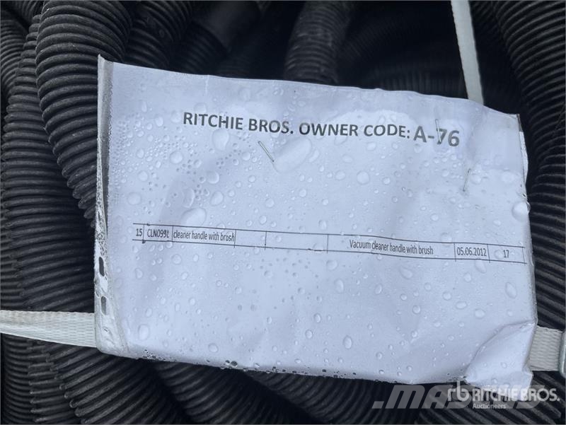 Quantity of Vacuum Cleaner Handle W/Brush Andere Zubehörteile