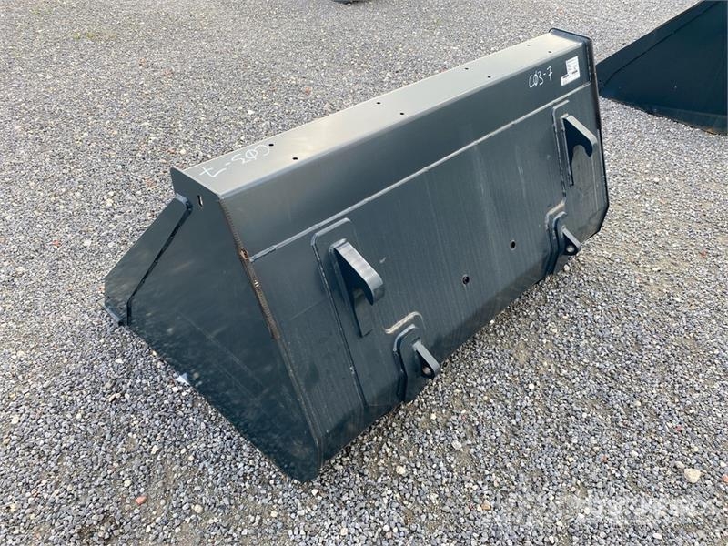 Quicke GM+ 160 Bucket (Unused) ماكينات زراعية - غير ذلك
