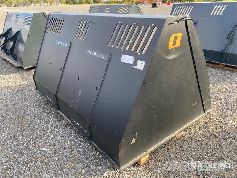 Quicke VXL+ 245 Bucket (Unused) ماكينات زراعية - غير ذلك