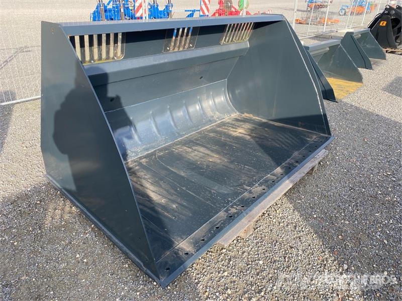 Quicke VXL+ 260 Bucket (Unused) ماكينات زراعية - غير ذلك