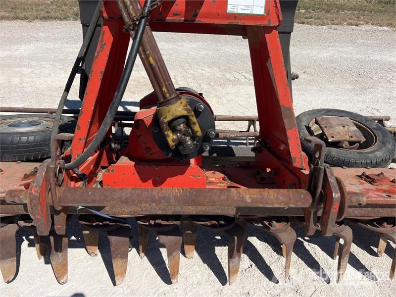 Quivogne 2600 mm 3-Point Herse Rotative Power Harrow Rotorkopeggen / rototillers