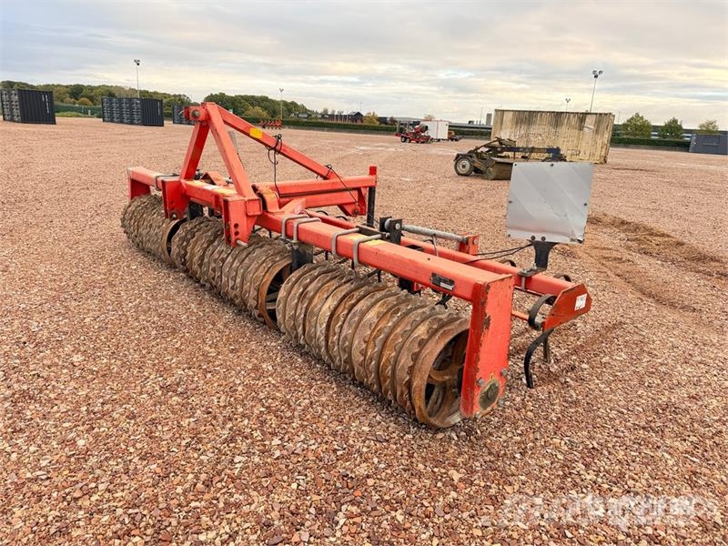 Quivogne RLP400 4 m Tines And Croskill ondule steel roller Hengerek