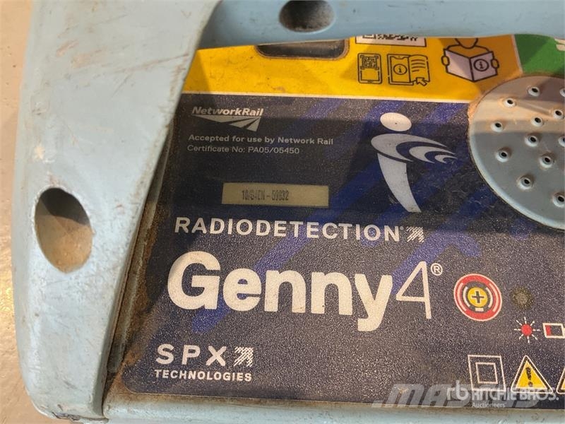  Radio detector Genny4 Signal Generator Ostatní komponenty