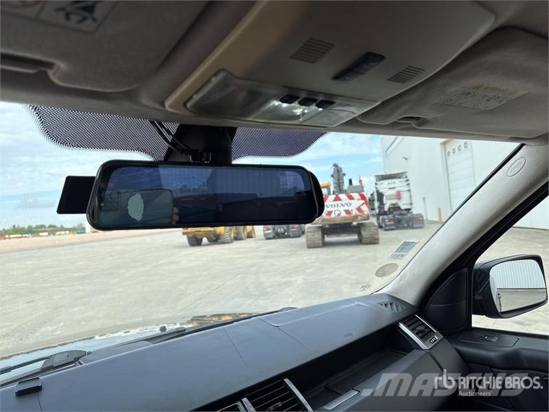 Range Rover Sport HSE AWD SUV Carros