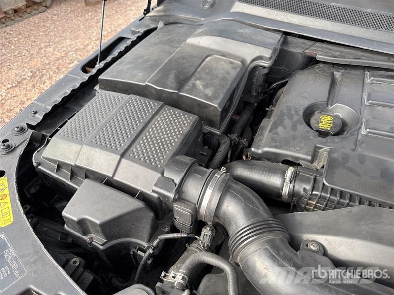 Range Rover Sport HSE AWD SUV Carros