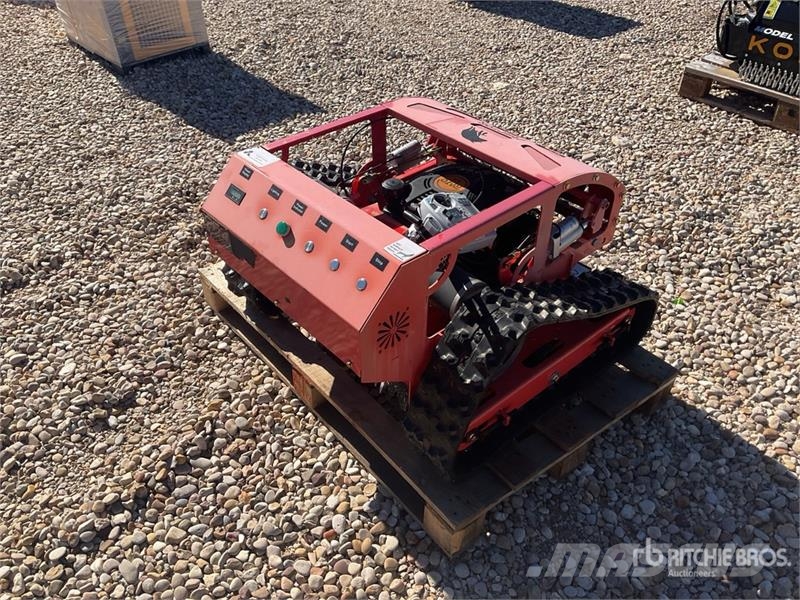 Raptor VT900 Remote Control Lawn Mower (Unused) ركوب الحشائش