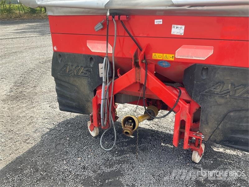 Rauch Axis 30.1 3000 L Fertilizer Spreader Skystų trąšų purkštuvai