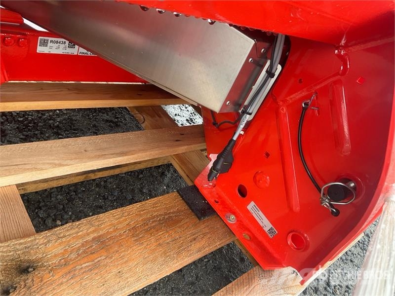 Rauch Axis M 30.2 EMC 1400 L Fertilizer Spreader (Unused Skystų trąšų purkštuvai
