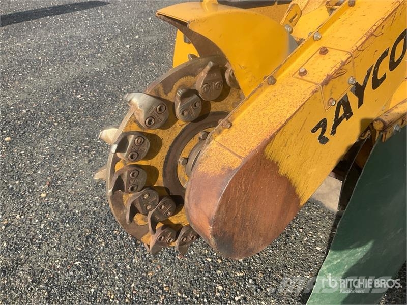 Rayco RG70X 4x4 Walk Beside Stump Grinder Rotacijske brane in multikultivatorji