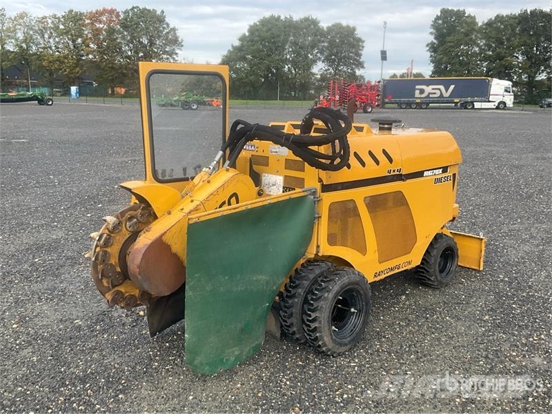 Rayco RG70X 4x4 Walk Beside Stump Grinder Rotacijske brane in multikultivatorji