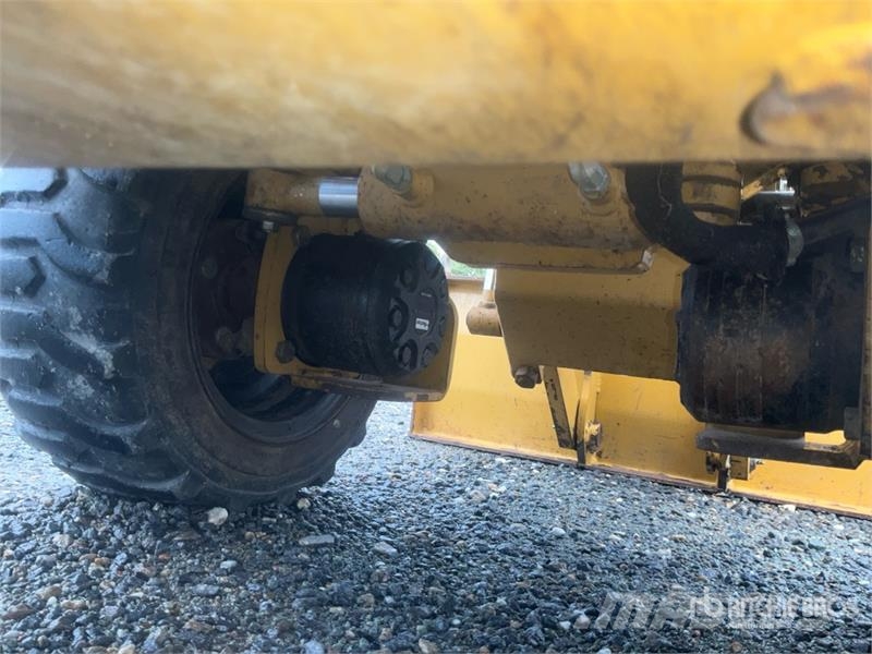 Rayco RG70X 4x4 Walk Beside Stump Grinder Rotacijske brane in multikultivatorji
