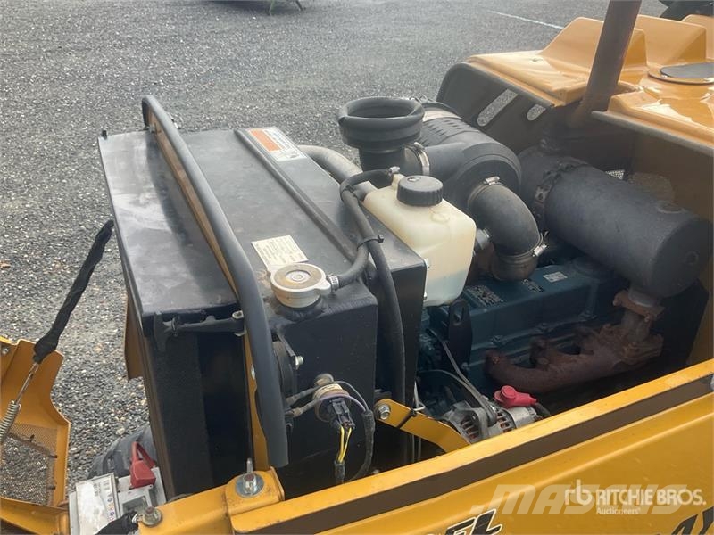 Rayco RG70X 4x4 Walk Beside Stump Grinder Rotacijske brane in multikultivatorji