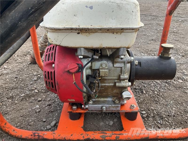  Redband VP-P Concrete Vibrator 夯實機(夯土機)