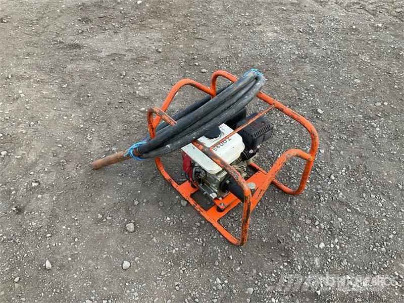  Redband VP-P Concrete Vibrator 夯實機(夯土機)