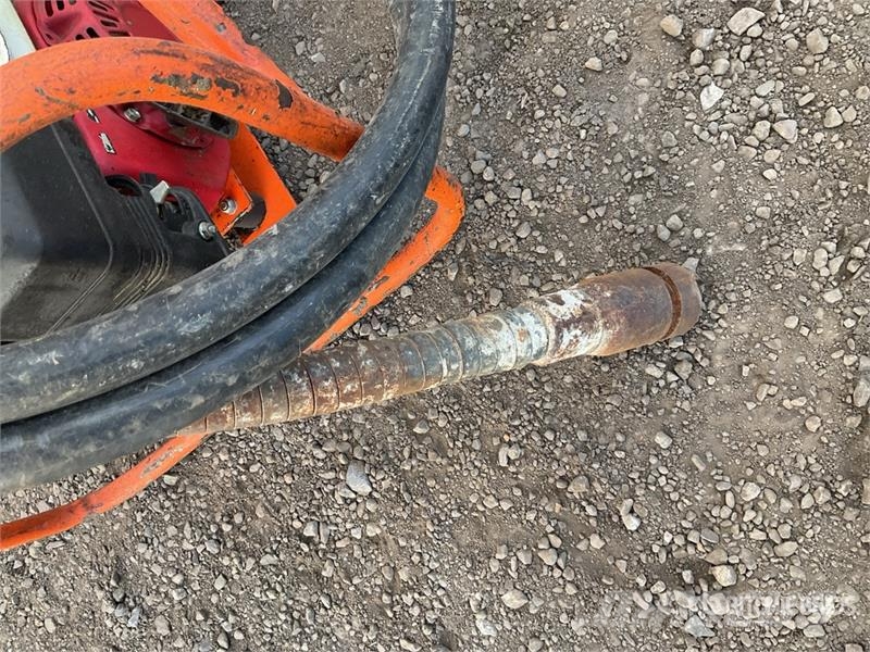  Redband VP-P Concrete Vibrator 夯實機(夯土機)