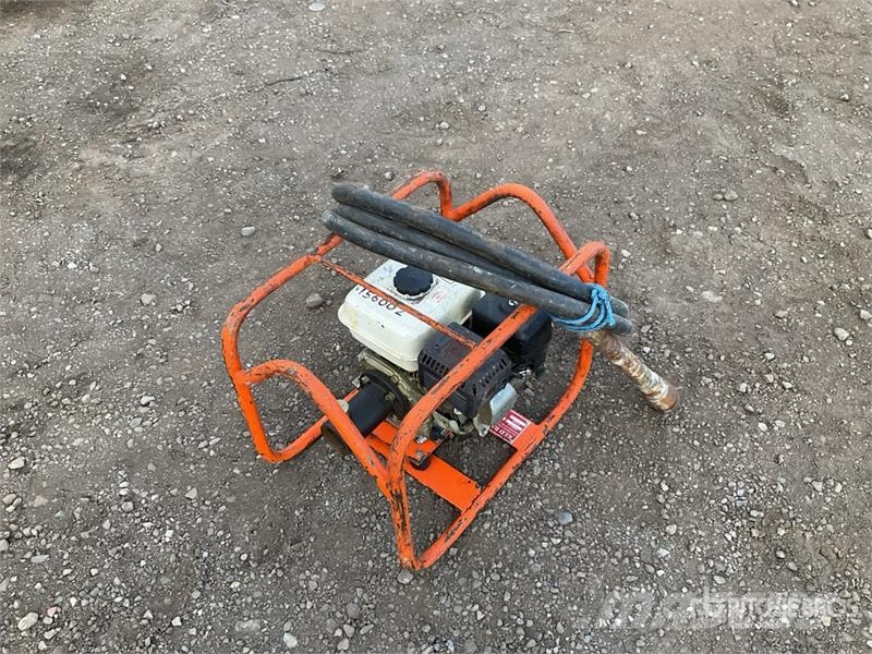  Redband VP-P Concrete Vibrator 夯實機(夯土機)
