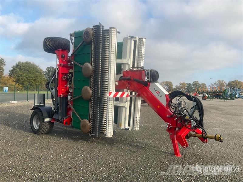 Reiter Respiro R9 Profi 9000 mm 2-Point 2 Hay Rake Obracače a zhrabovače sena