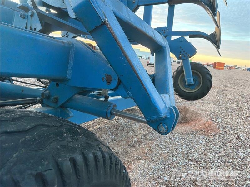 Religieux Storm Semi-Mount Dechaumeur Cultivator Kultivátorok