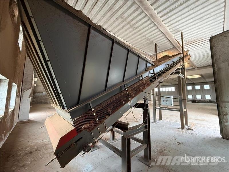  Remal NGP 10000 X 1400 Conveyor Būvniecība- Citi