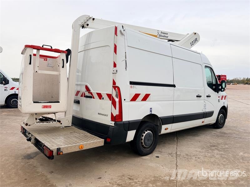 Renault 121F 10 m on Renault Master Camion Nacelle Bucket 车载式高空作业车