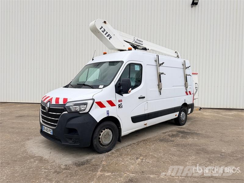 Renault 121F 10 m on Renault Master Camion Nacelle Bucket 车载式高空作业车