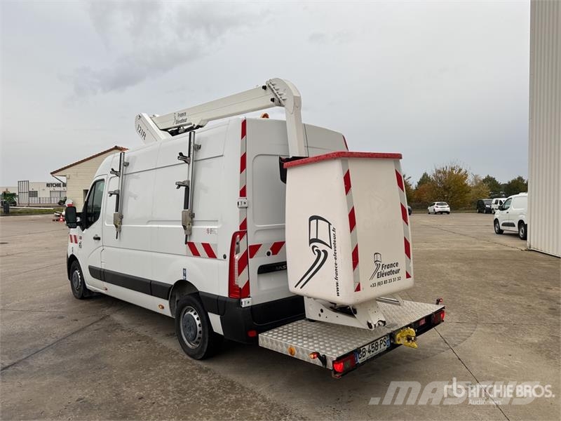 Renault 121F 10 m on Renault Master Camion Nacelle Bucket 车载式高空作业车